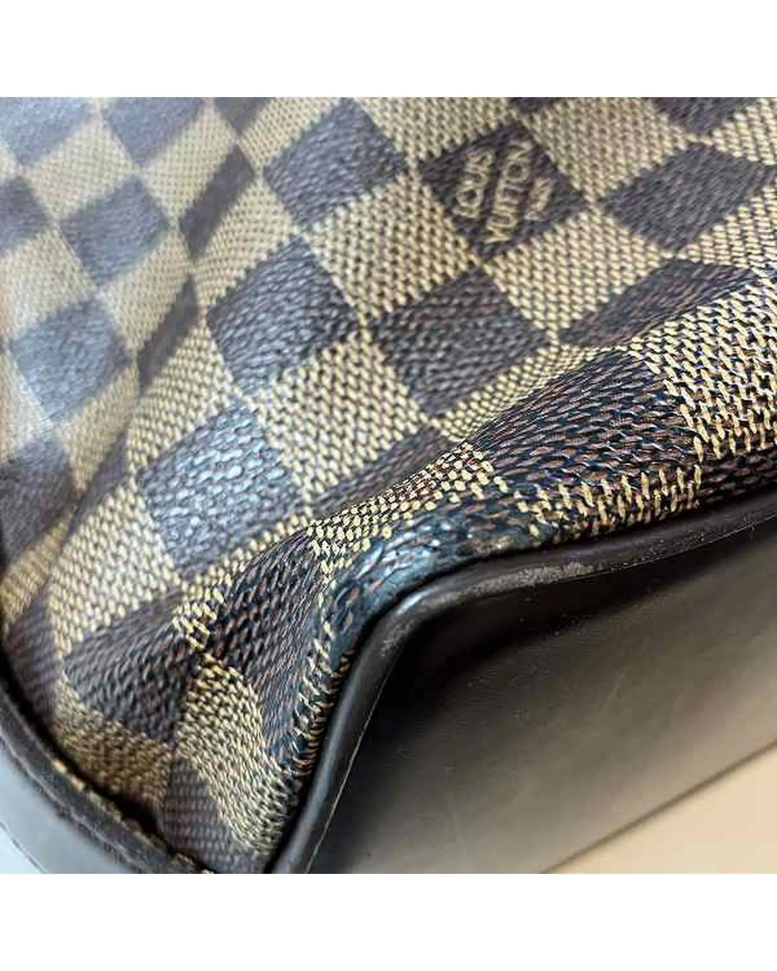 Authentic Louis Vuitton Damier Shoulder Bag - Fair Condition