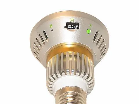 Dummy Bulb Motion Detect Surveillance Security Cam for Business Center