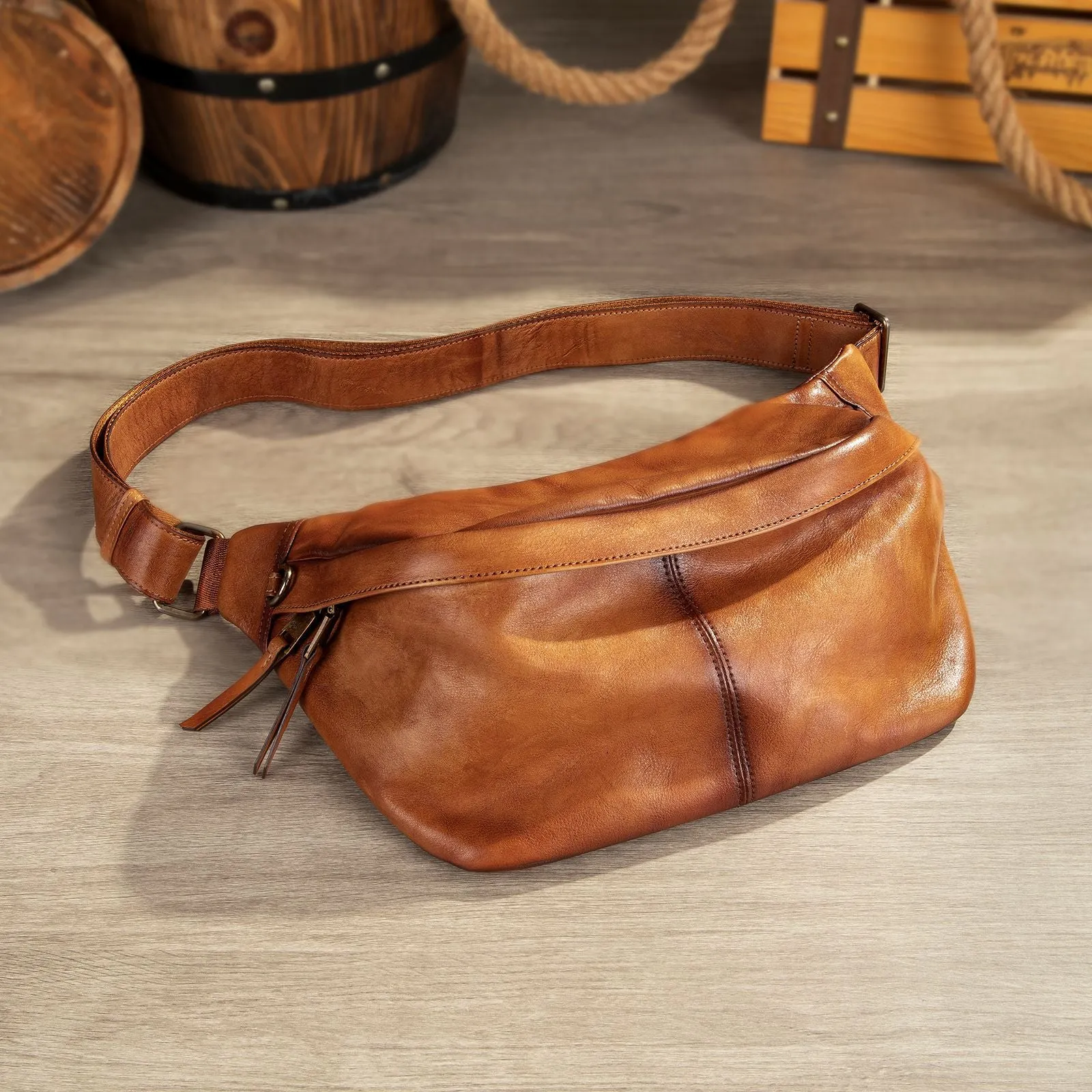 GENUINE LEATHER SINGLE SHOULDER CROSSBODY BAG, MEN'S TOP LAYER COWHIDE CHEST BAG, SIMPLE AND CASUAL MOTORCYCLE BAG, TRENDY