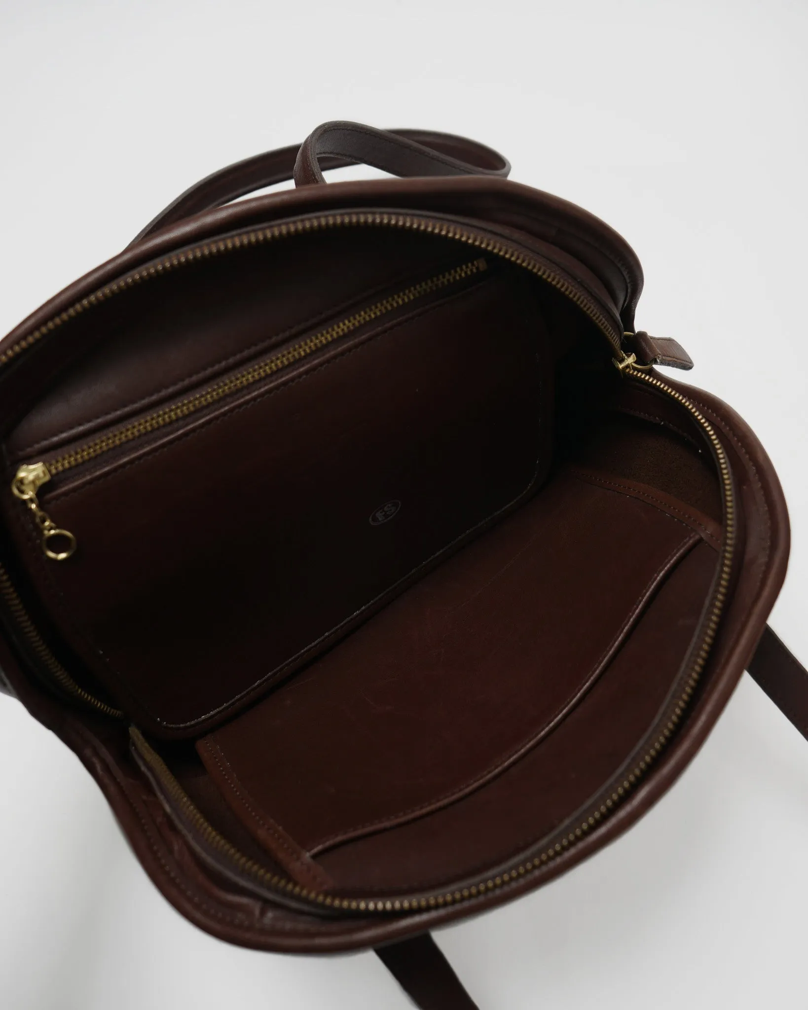 Leather Shoulder Bag / Dark Brown