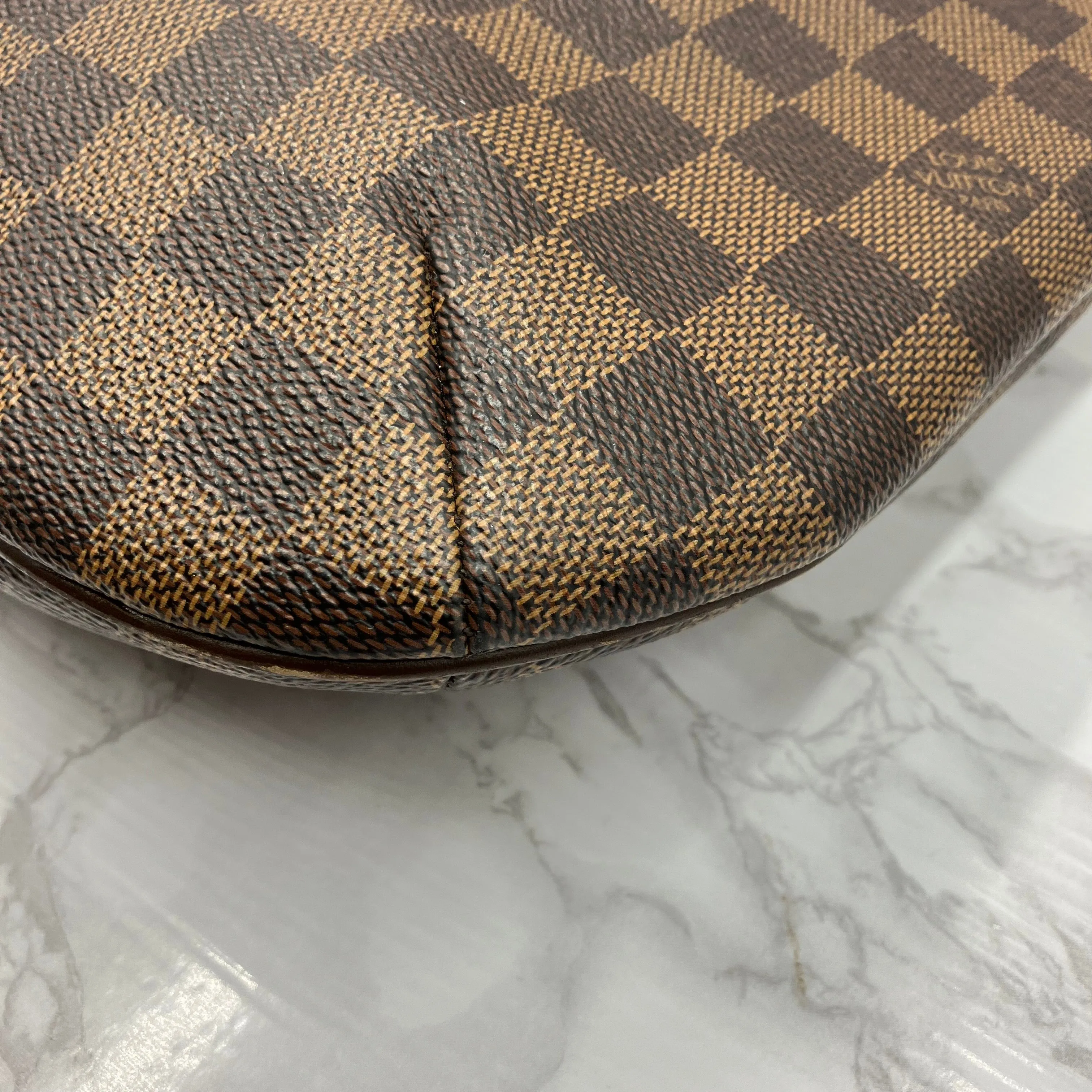 LOUIS VUITTON Damier Bloomsbury GM