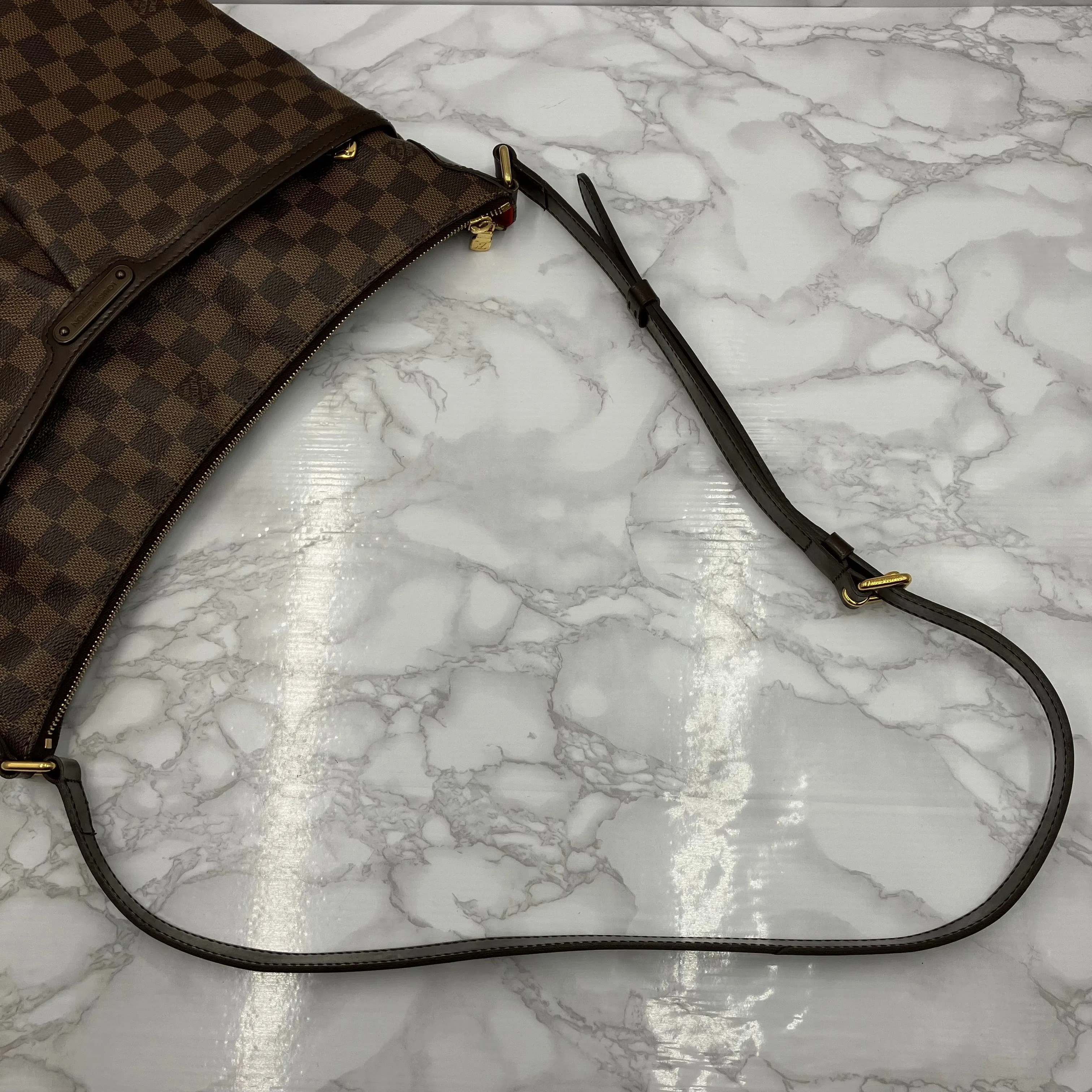 LOUIS VUITTON Damier Bloomsbury GM