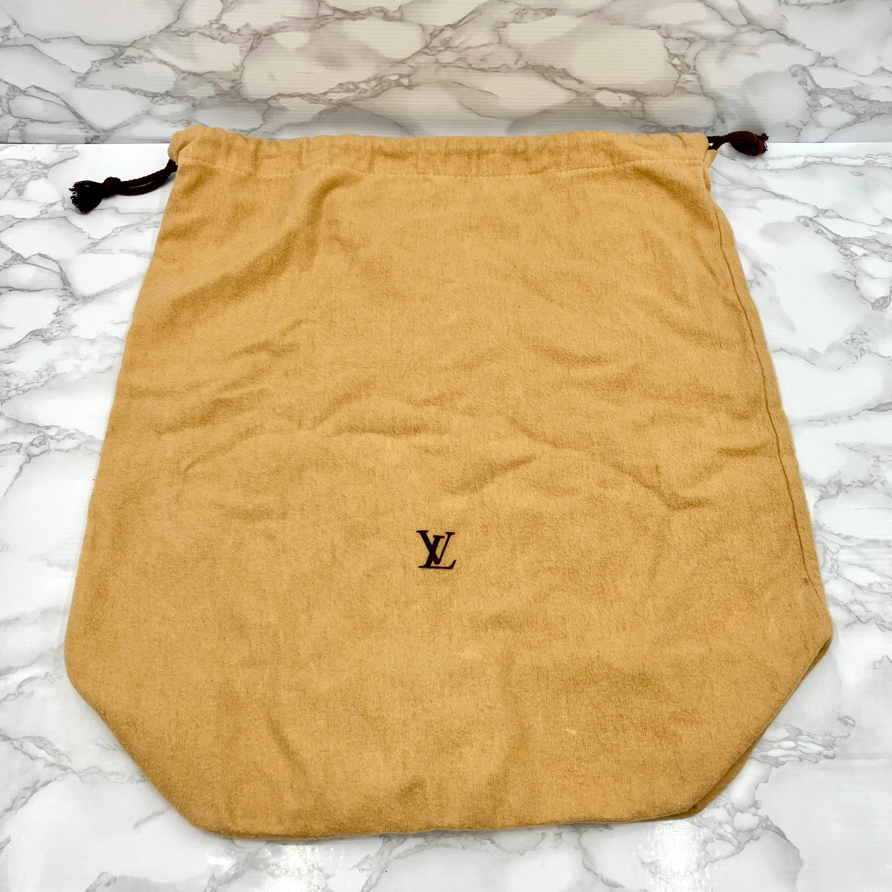 LOUIS VUITTON Monogram Ellipse PM