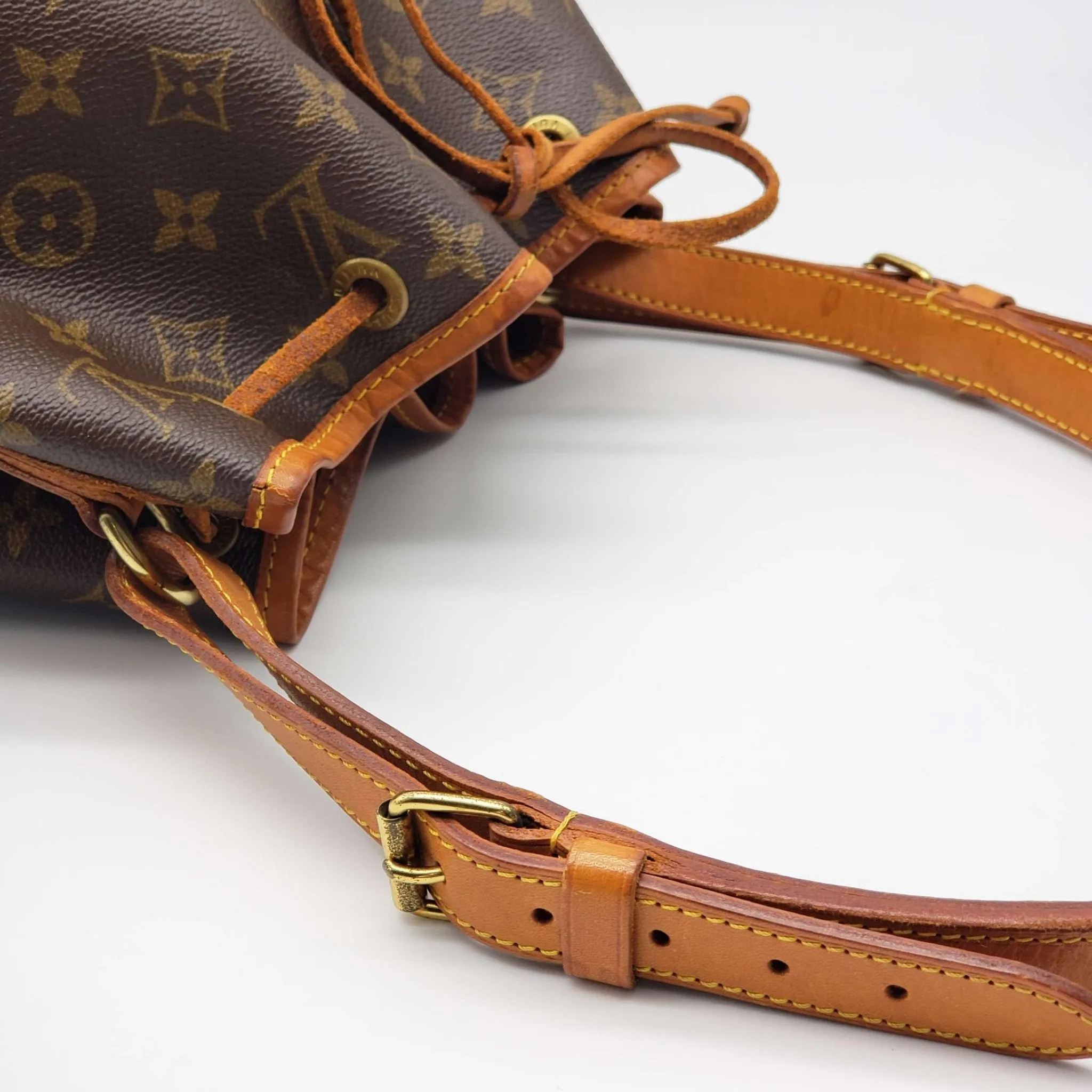 LOUIS VUITTON MONOGRAM PETIT NOE DRAWSTRING BAG