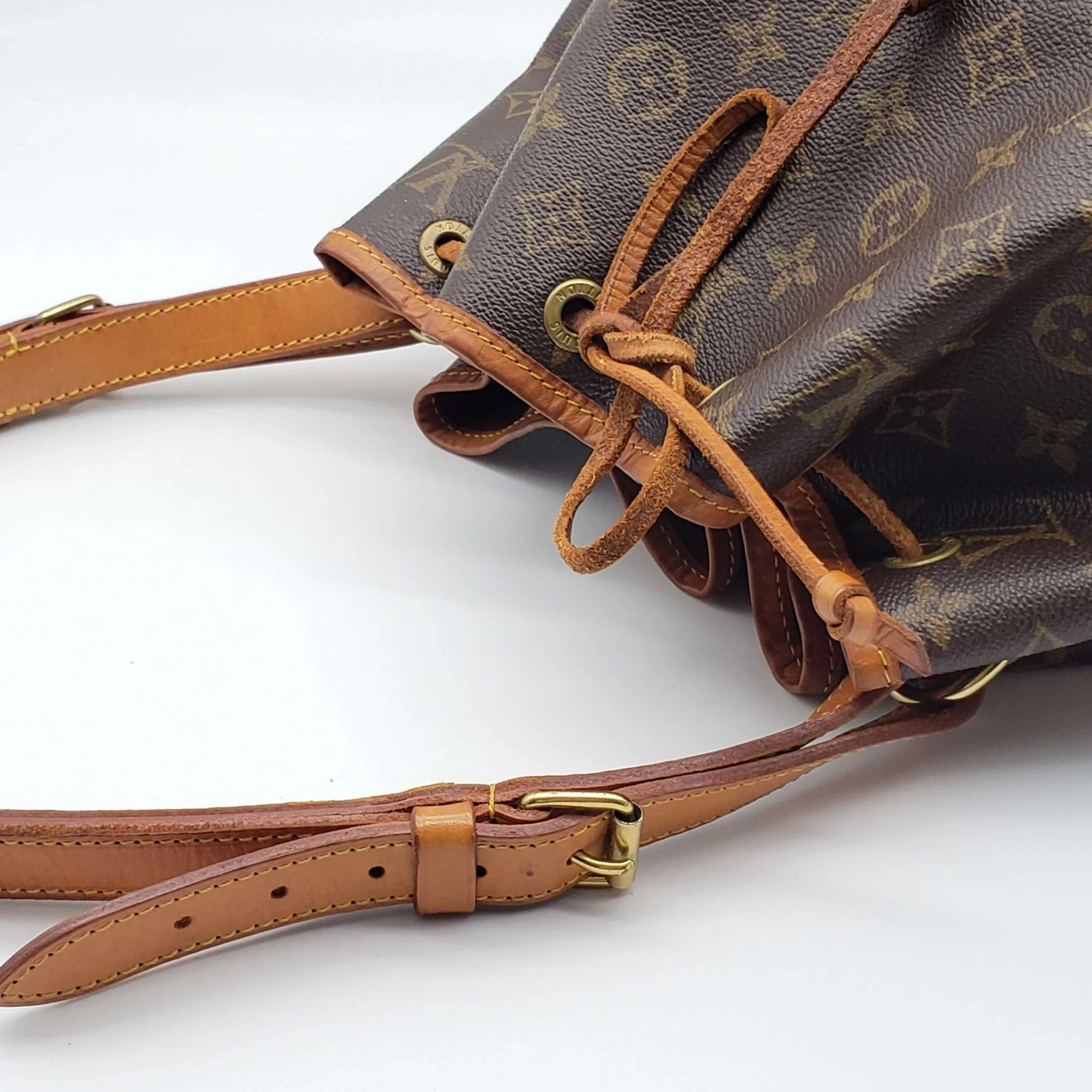 LOUIS VUITTON MONOGRAM PETIT NOE DRAWSTRING BAG