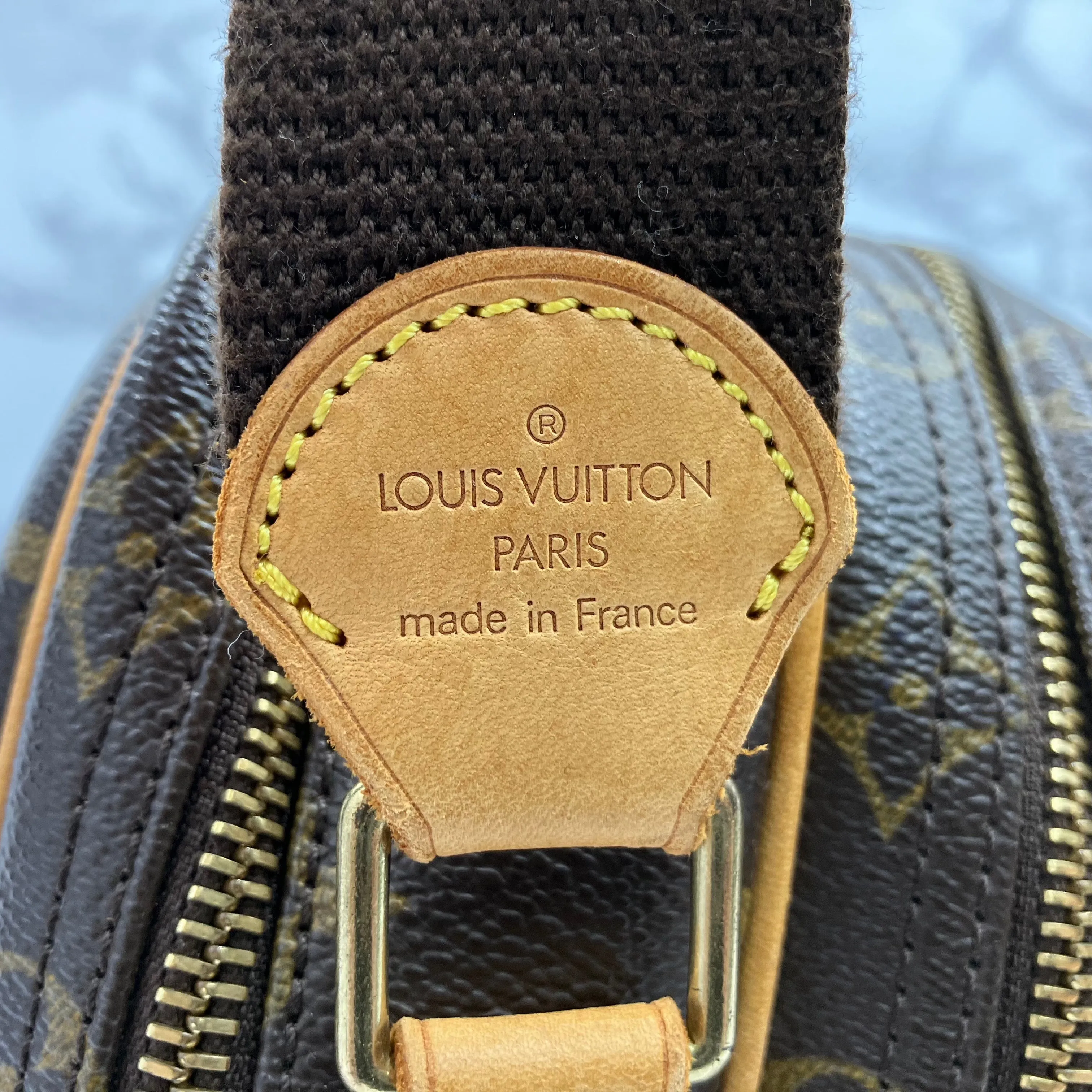 LOUIS VUITTON Monogram Reporter