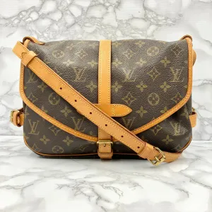 LOUIS VUITTON Monogram Saumur