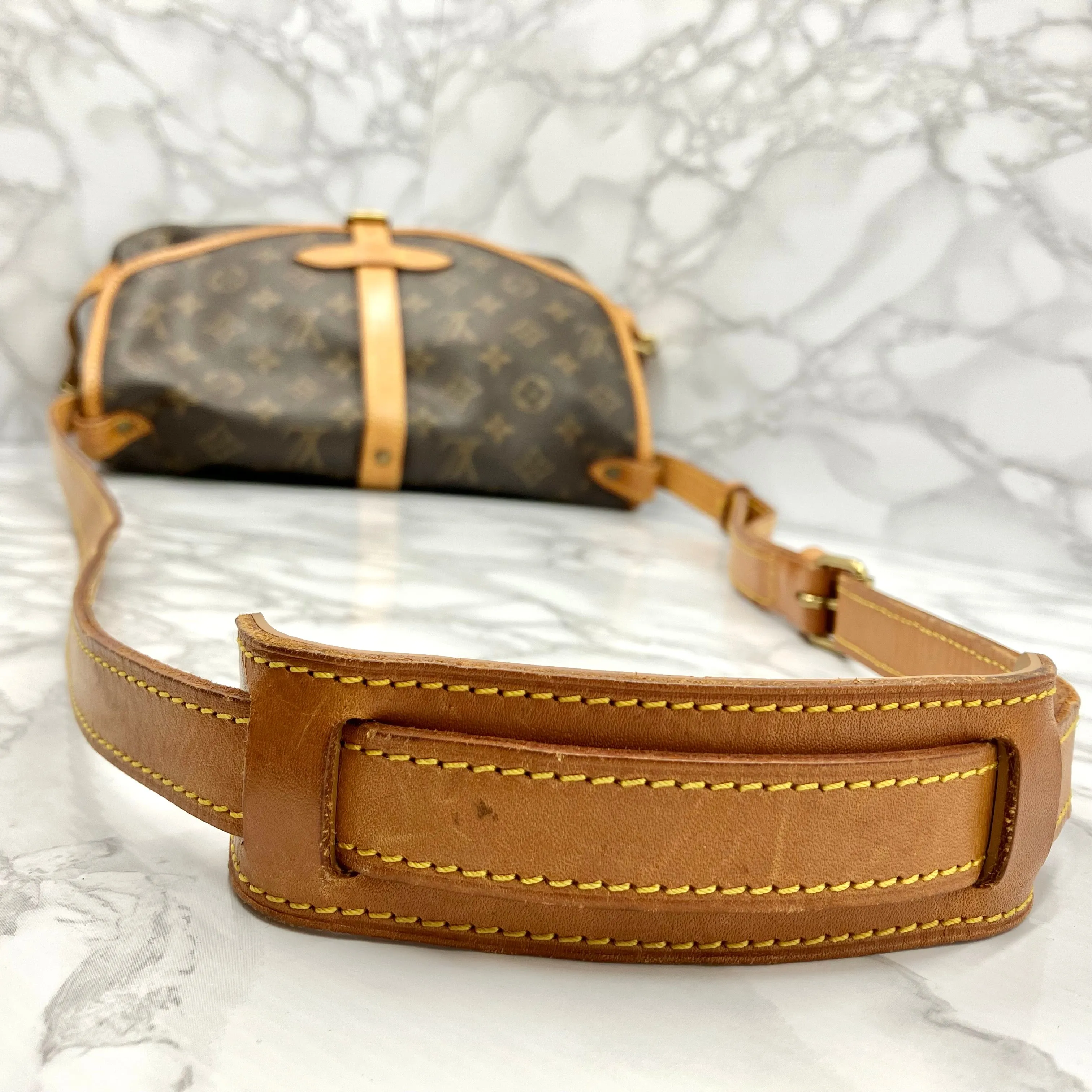 LOUIS VUITTON Monogram Saumur