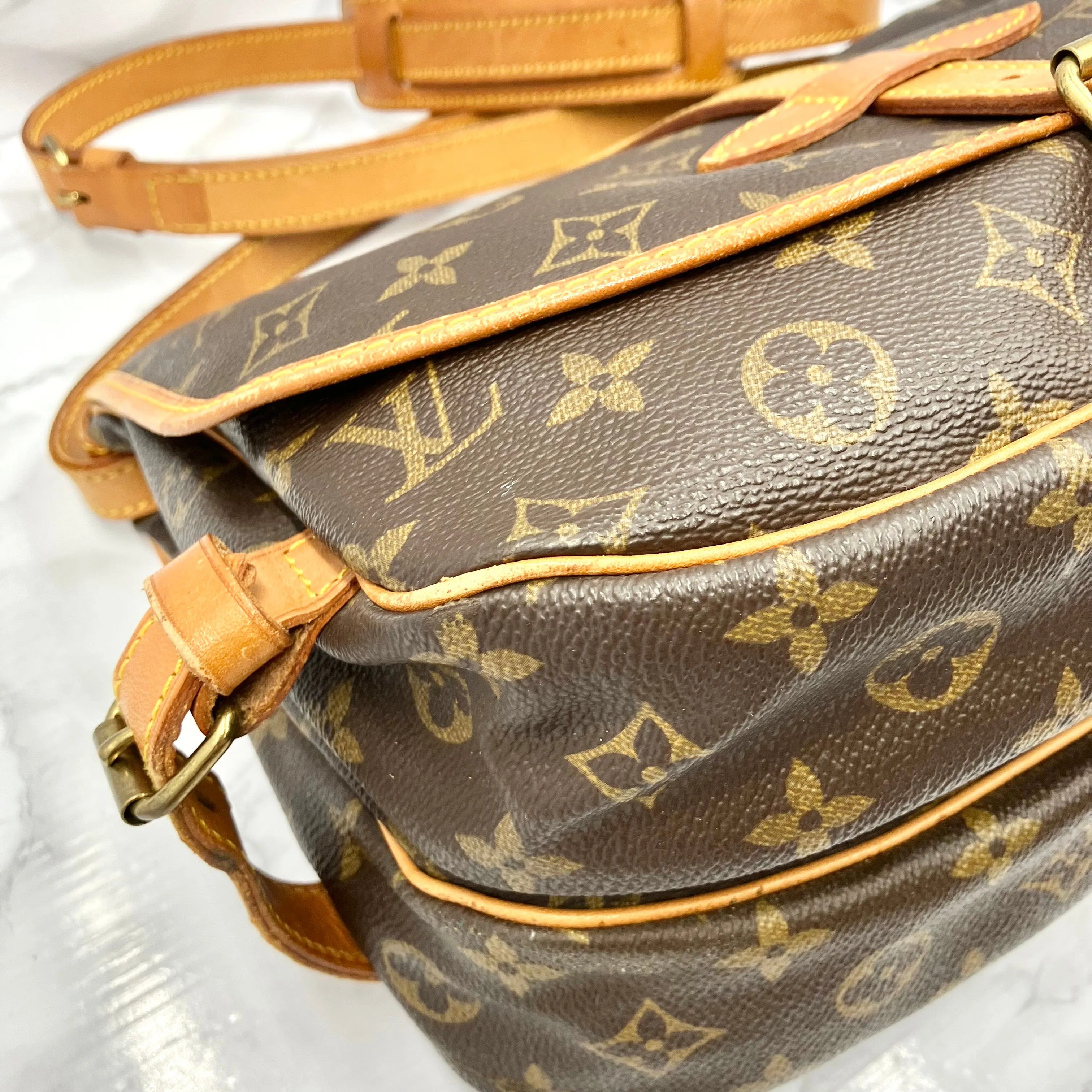 LOUIS VUITTON Monogram Saumur