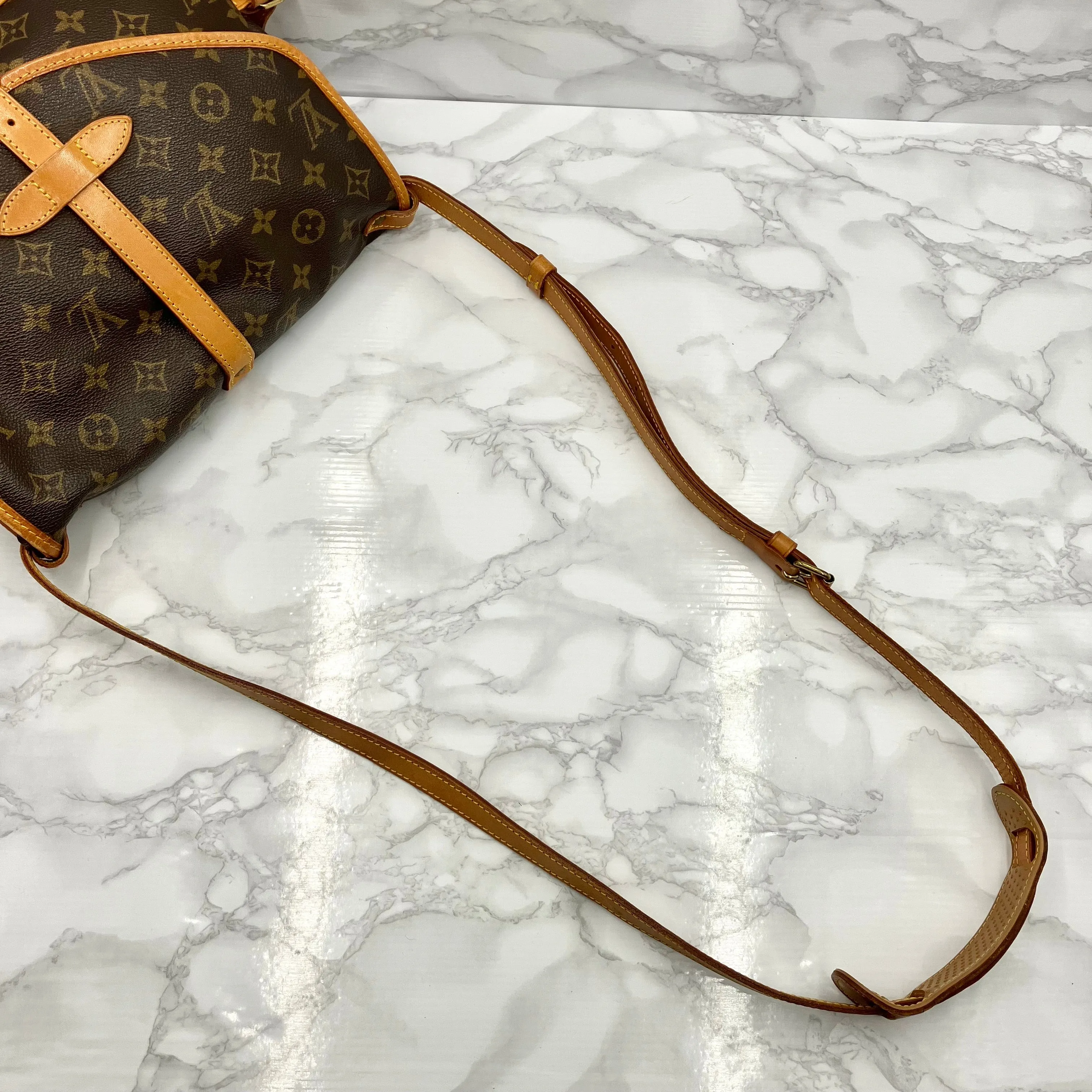 LOUIS VUITTON Monogram Saumur