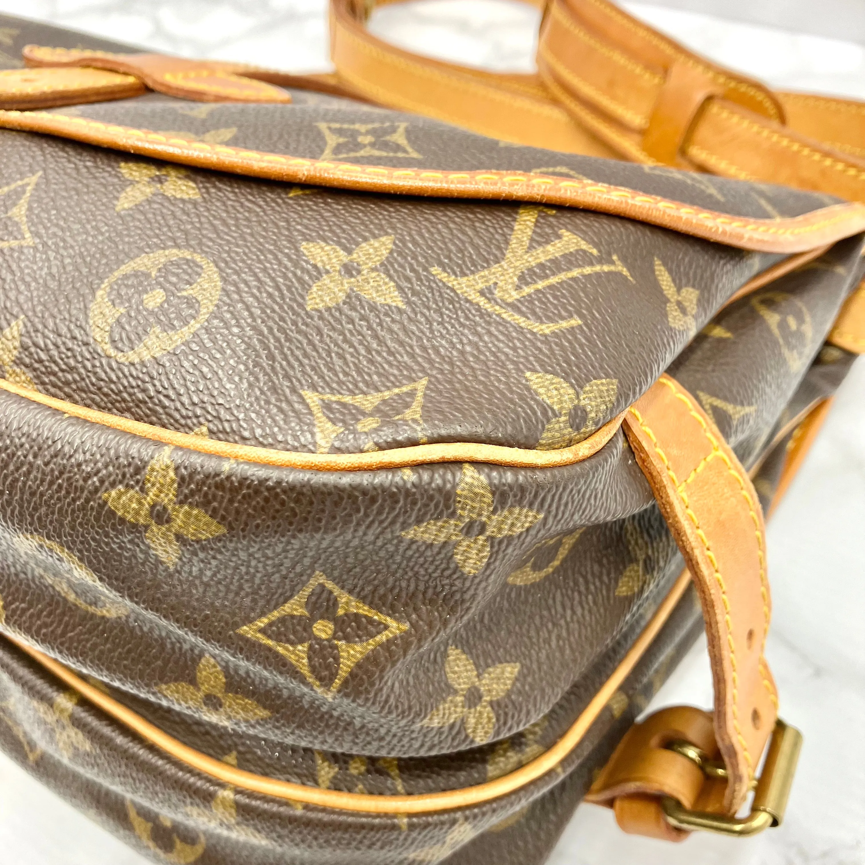 LOUIS VUITTON Monogram Saumur