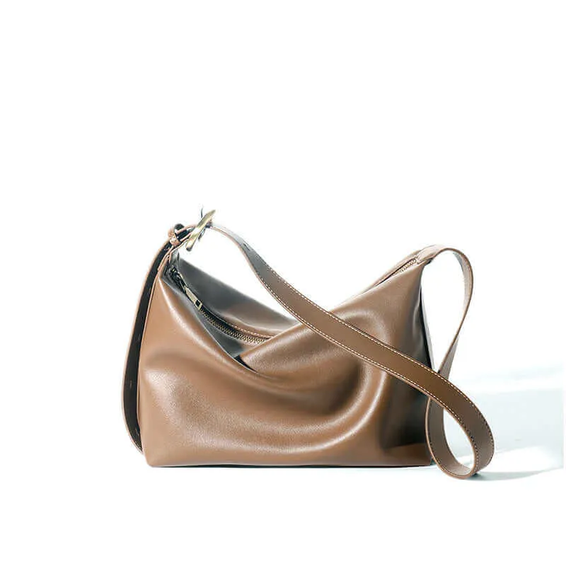 Soft Leather Shoulder Bag – Stylish & Versatile Everyday Accessory