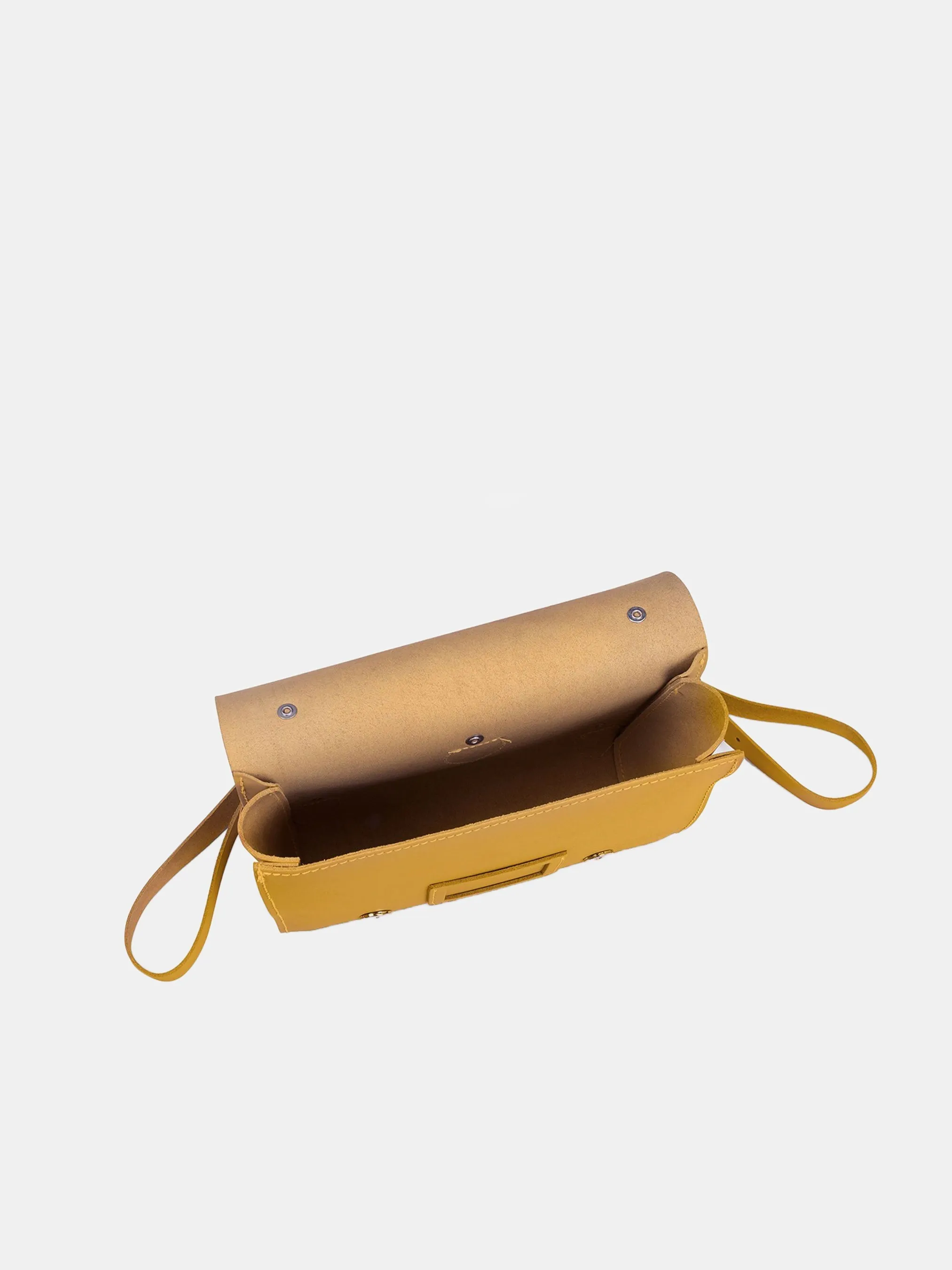 The Barrel Backpack in Leather - Mustard Matte