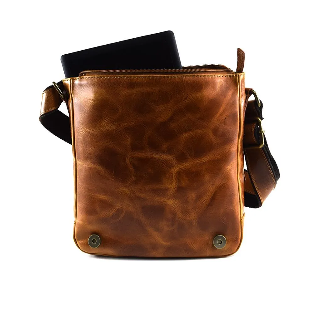 Urban Messenger Bag in Cognac Leather - Cncled carry