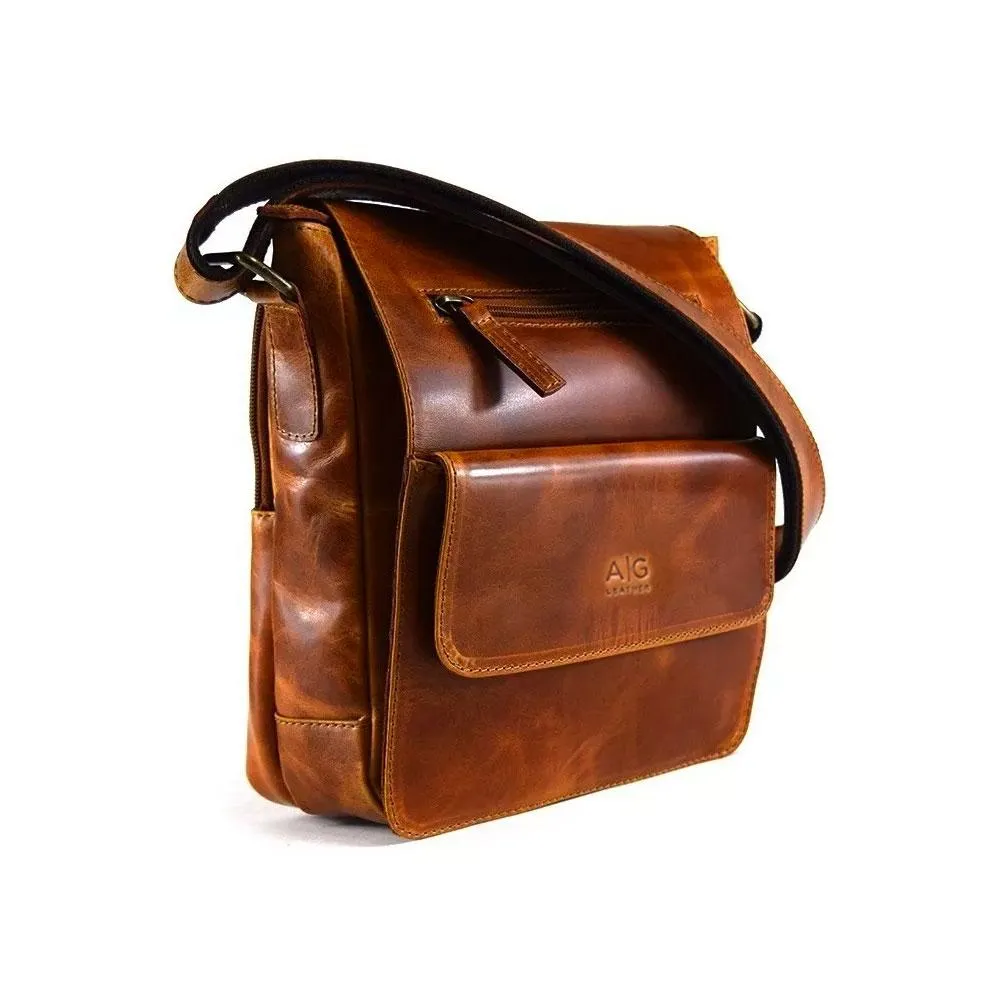 Urban Messenger Bag in Cognac Leather - Cncled carry